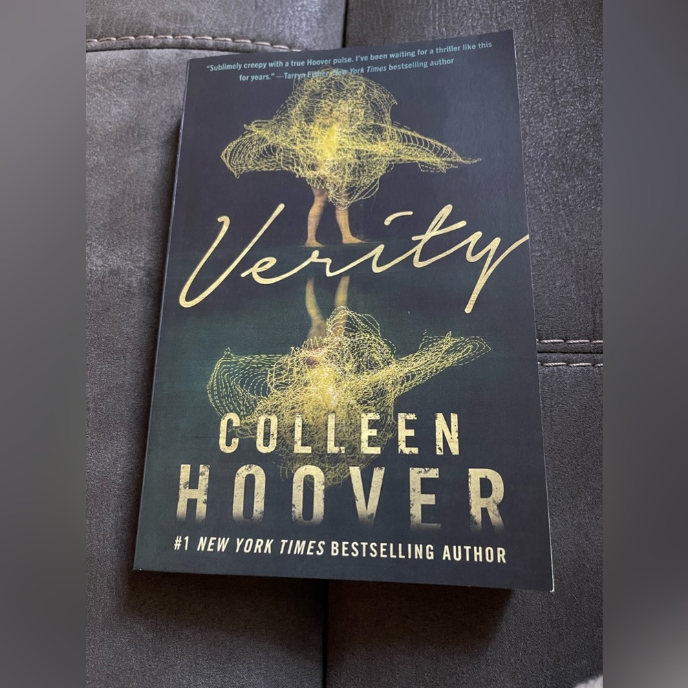 Verity By Colleen Hoover